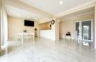 Pensiune de vanzare Costinesti, 26 camere duble, complet functionala