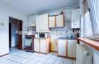 Ap. 3 camere in Mun. Deva, Jud. HD, str. Minerului, suprafata utila 48 mp + balcon de 2,30 mp.