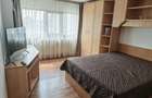 Proprietar inchiriez apartament 2 camere - 4