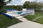 Inchiriez Villa Moderna cu Piscina Incalzita pe malu Lacului Geaca Jud Cluj * 9-13 pers capacitate * - 2