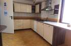 Cladire de birouri/showroom -760 mp/7.5 euro/mp+tva / 13 Septembrie - 4