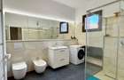 Inchiriez apartament foarte spatios, Boul Rosu