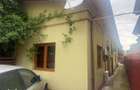 Vanzare casa 3 camere+dependinte, Targoviste, micro 4, stradal - 1