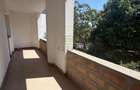 Apartament 3 Camere | Decomandat | Centrul Istoric | Curte Privata | - 8