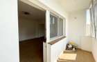 Apartament renovat 2 camere - zona Soarelui - 1