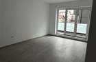Apartament cu 4 camere decomandat în Tractorul - 2