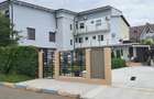 Casă cu 20 camere cu Teren 857 Mp în Schitu - 5