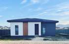 Casă cu 4 camere cu Teren 500 Mp în Central - 1 Casă cu 4 camere cu Teren 500 Mp în Central - 1