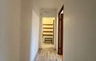 Apartament cu 3 camere decomandat în Astra - 15