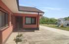 Casa renovata, utilitati complete (Gaz) + 1900 mp teren Scurta, BC - 20