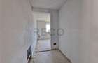 Casă cu 4 camere cu Teren 440 Mp în Central - 11