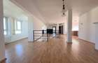Apartament cu 4 camere decomandat în Girocului - 2
