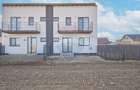 Duplex cu 4 camere cu Canalizare în Tărlungeni - 2