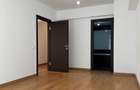 Apartament cu 3 camere decomandat în Barbu Văcărescu - 5