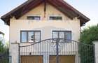 Casă cu 6 camere cu Garaj în Bună Ziua - 1