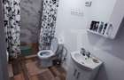Casa de vanzare, 6 camere, 535 mp, zona Varias - 2