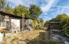 Vânzare casă cu 2 camere, teren 440 mp - strada Cerbului, Săcele