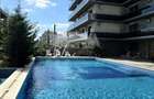 Apartament modern cu balcon generos si acces la piscina - 1