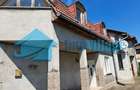 Casă individuală cu 7 camere cu Canalizare în Central - 2