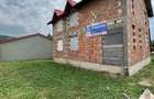 Vand casa la rosu , 160 m2, teren 250 m2 ,central,Gura Humorului - 5