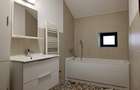 Casă cu 3 camere cu Teren 20 Mp în Calea Dumbrăvii - 1