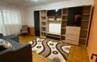 Apartament cu 3 camere decomandat în Cornișa - 1