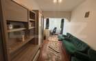 Apartament cu 3 camere semidecomandat, mobilat în Micro 14 - 1