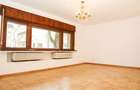 Apartament cu 3 camere decomandat în Capitale - 2