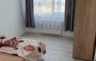 Vind Apartament 2 Camere decomandat intr-o zona foarte frumoasa - 4