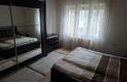 Vand apartament 3 camere, etaj casa - 5