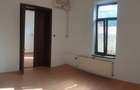 Casă cu 4 camere cu Teren 120 Mp în Parcul Carol - 3
