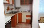 Apartament cu 2 camere de inchiriat pe strada Republicii, bloc. 10 - 3