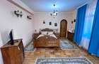Casă cu 7 camere cu Garaj în Central - 4