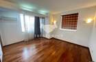 Apartament cu 3 camere decomandat în Primăverii - 8