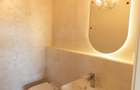 Casă cu 4 camere cu Teren 706 Mp în Central - 10 Casă cu 4 camere cu Teren 706 Mp în Central - 10