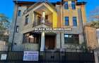 Casă individuală cu 7 camere cu Garaj în Central - 1