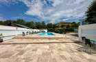 Proprietate premium cu 2 locuinte, piscina 15m, salon cosmetic si sala fitness Seusa - 7