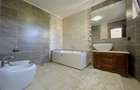 Apartament cu 4 camere decomandat în Herăstrău - 9