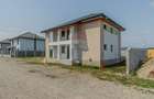 Casă individuală cu 3 camere cu Canalizare în Cristian - 31