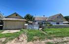 Casă individuală cu 5 camere cu Teren 5000 Mp în Păstrăveni - 1