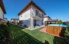 Casă individuală cu 4 camere cu Canalizare în Exterior Est - 1