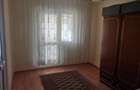 Apartament cu 4 camere decomandat în - 5