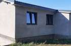 Vand Casa an Gri cu Gradina - 5