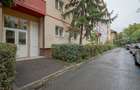 Apartament cu 3 camere decomandat în Tractorul - 10