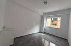 Apartament cu 3 camere decomandat în Rovine - 7