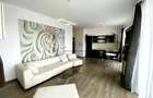 Apartament cu 3 camere semidecomandat în Central - 1