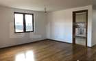 Casă cu 5 camere cu Teren 900 Mp în Sânpetru - 1