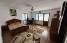 Casă cu 5 camere cu Teren 317 Mp în 8 Martie - 28