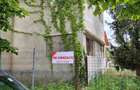Casă cu 6 camere cu Canalizare în Central - 1