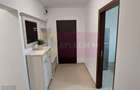Apartament cu 3 camere decomandat în Decebal - 11